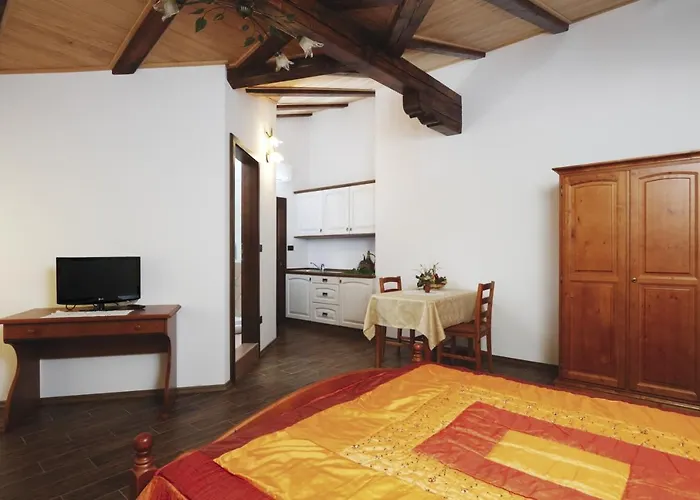 Pri Marjotu Πανσιόν